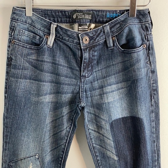 Volcom super skinny low rise distressed patch jeans 9 - Picture 4 of 14